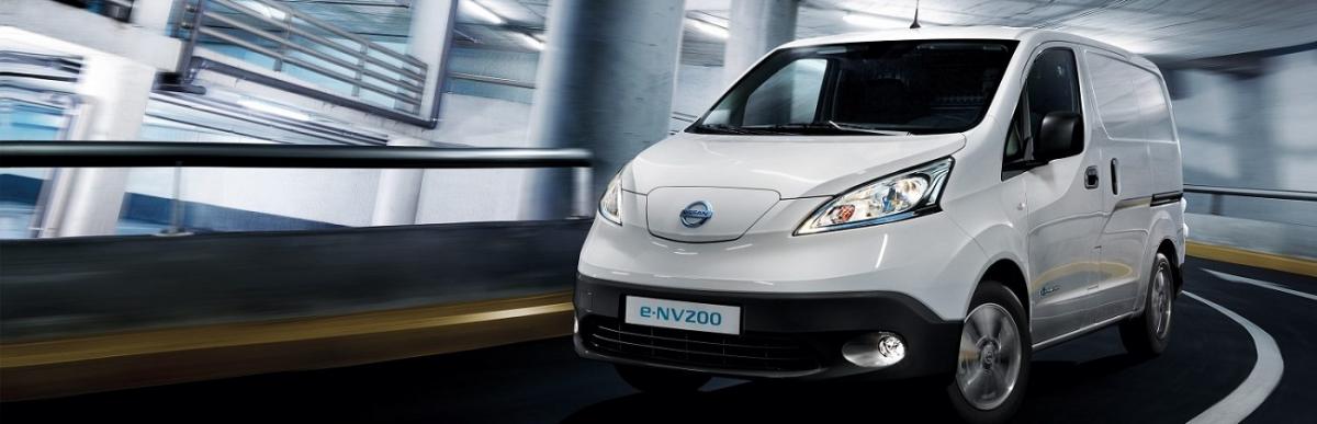 Imagen de la furgoneta eléctrica enchufable e-NV200 de Nissan.  