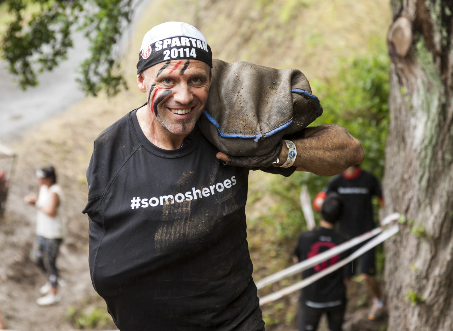 Jorge Orejón, integrante de #somosheroes en plena Spartan Race.