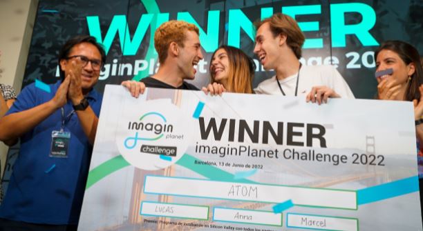 Atom, el proyecto ganador, ha sido ideado por tres estudiantes de ingeniería de Barcelona.