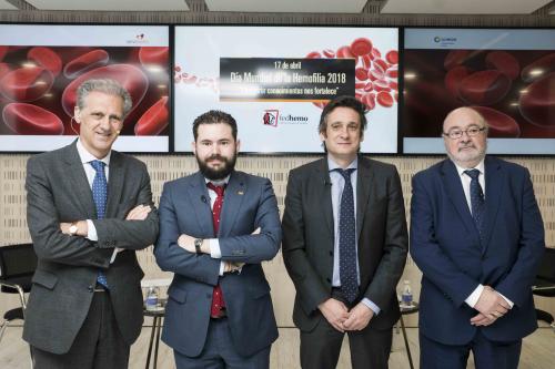 De izquierda a derecha: José M. Gonzalez Huesa (Servimedia); Daniel-Aníbal García Diego (Fedhemo); Víctor Jiménez (La Paz), y Jesús Ángel Molinuevo (Alcer). 