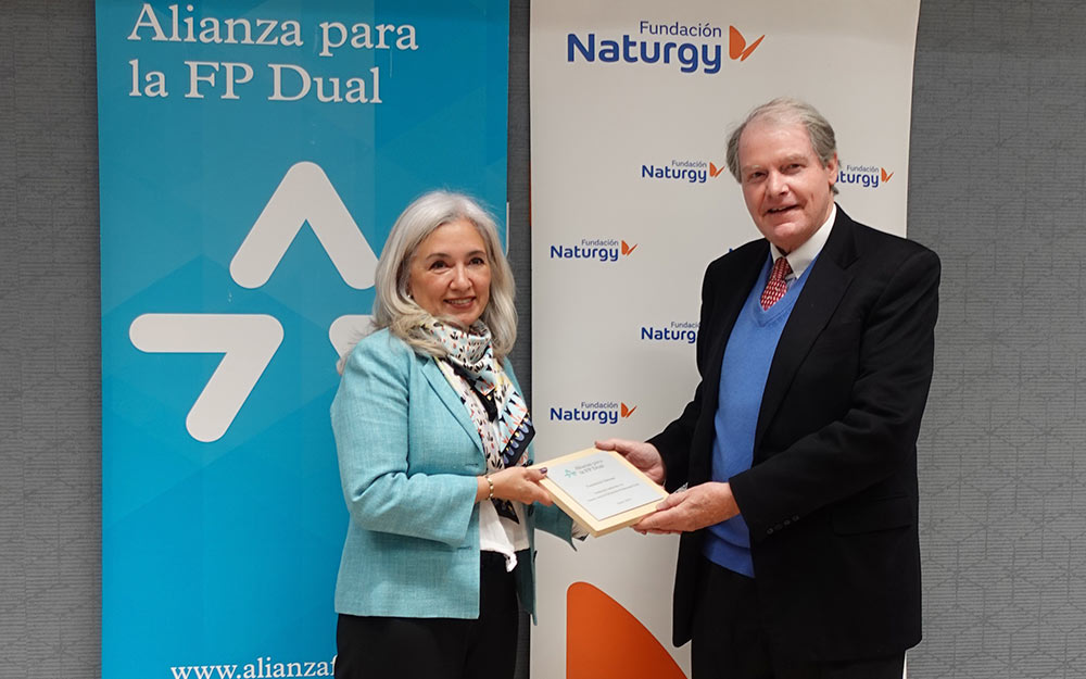 María Eugenia Coronado, directora general de Fundación Naturgy, y Francisco Belil, vicepresidente de Fundación Bertelsmann.