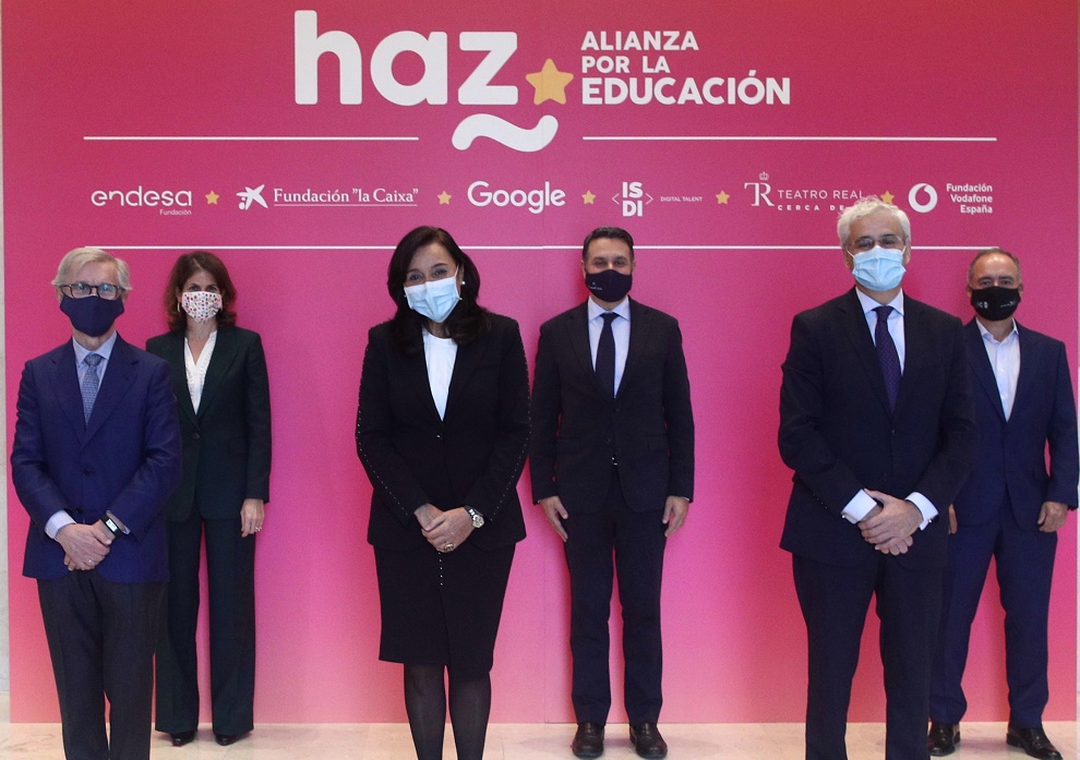 Representantes de organizaciones miembros de HAZ, en la presentación de la alianza.