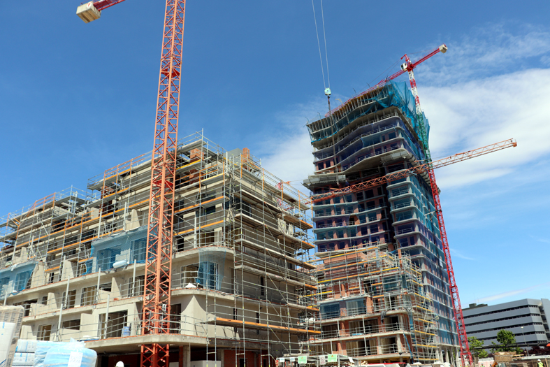 Torre Australis, en construcción.