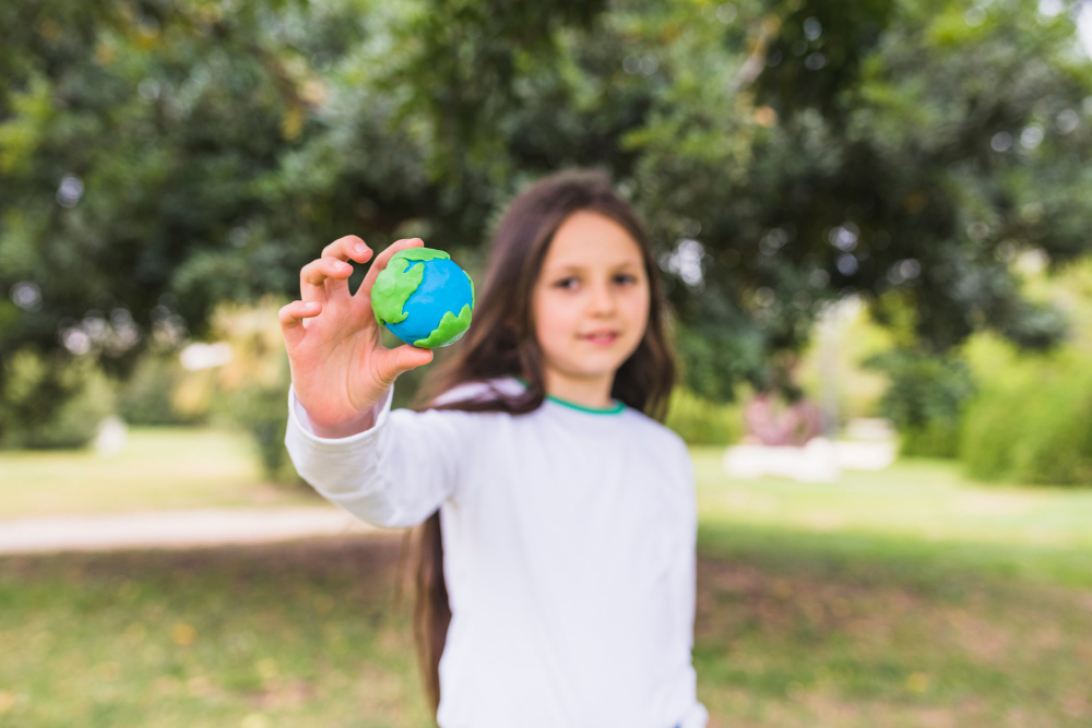 La guía es un instrumento que ayudará a los niños a comprender y ejercer nuestros derechos ante las crisis medioambientales y climáticas.