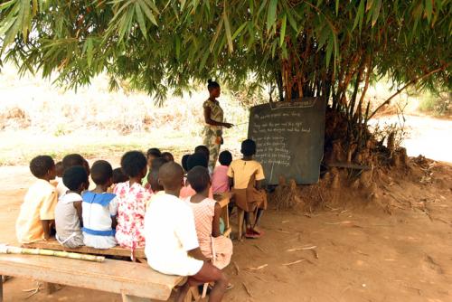 El ODS 4 incide en que la educación es la base del desarrollo sostenible.