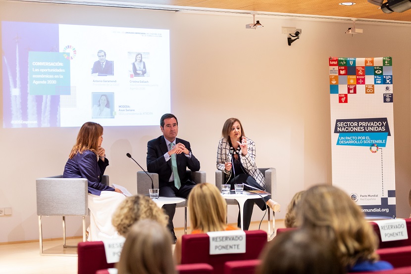 Conversación entre Antonio Garamendi, presidente de la CEOE, y Cristina Gallach, alta comisionada para la Agenda 2030.