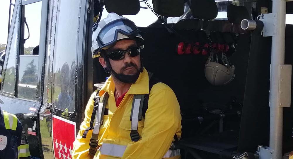Pedro Buldón, especialista en incendios forestales de ILUNION Fuego y Conducción