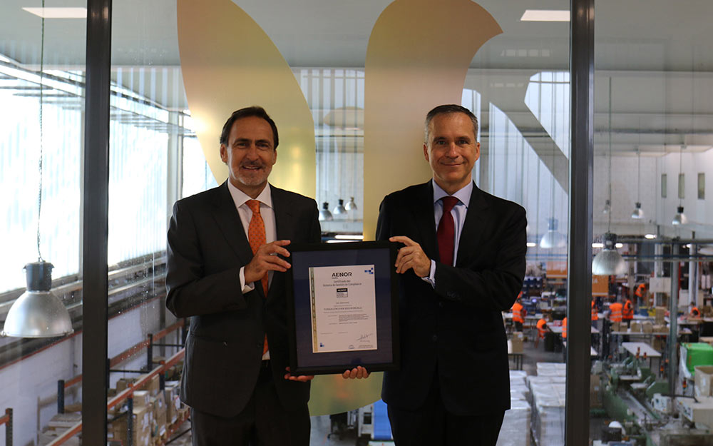 Acto de entrega de la certificación AENOR a la Fundación Juan XXIII.