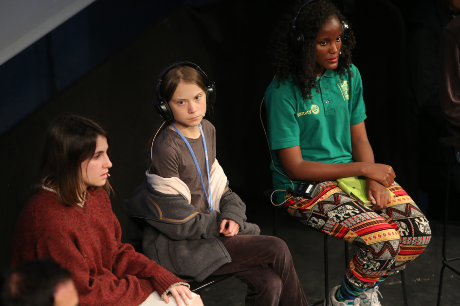 Greta Thunberg junto a otros activistas. Foto: La Casa Encendida / Bego Solís