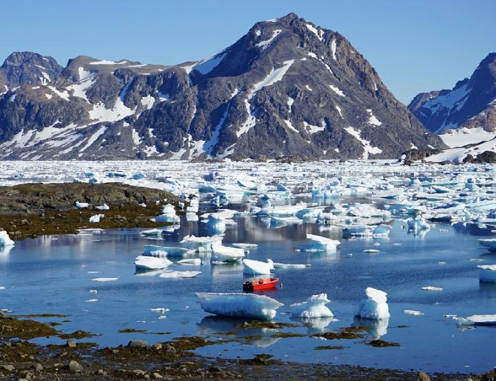 En las últimas cuatro décadas se han perdido alrededor de 28.700km² de hielo permanente en Groenlandia.