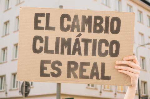Más de la mitad de la población cree que el cambio climático empeorará su vida.