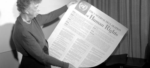 Eleanor Roosevelt participó en la elaboración de la Declaración de Derechos Humanos de la ONU de 1949.