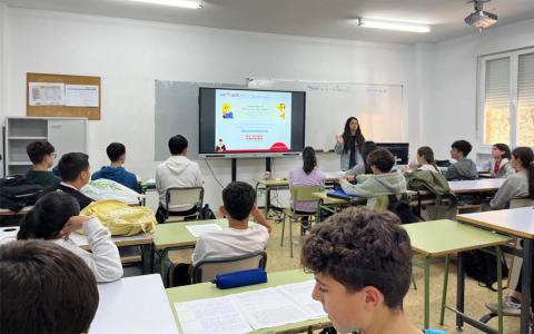 Los jóvenes viven en una ‘realidad figital’ en la que la tecnología es un espacio de vivencia y cultura.