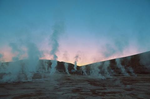 Geoenergía surge con el respaldo de las Administraciones Públicas, entre ellas IDAE.