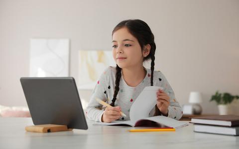 CGI participa en la alianza a través del voluntariado corporativo.