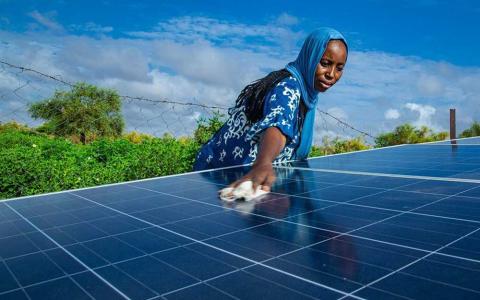 El objetivo es que se alcancen las cero emisiones netas de carbono en 2050.