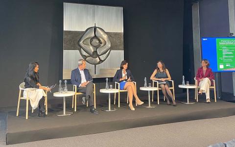 Los ponentes coincidieron en la necesidad de gestionar el riesgo derivado de la transición ecológica.