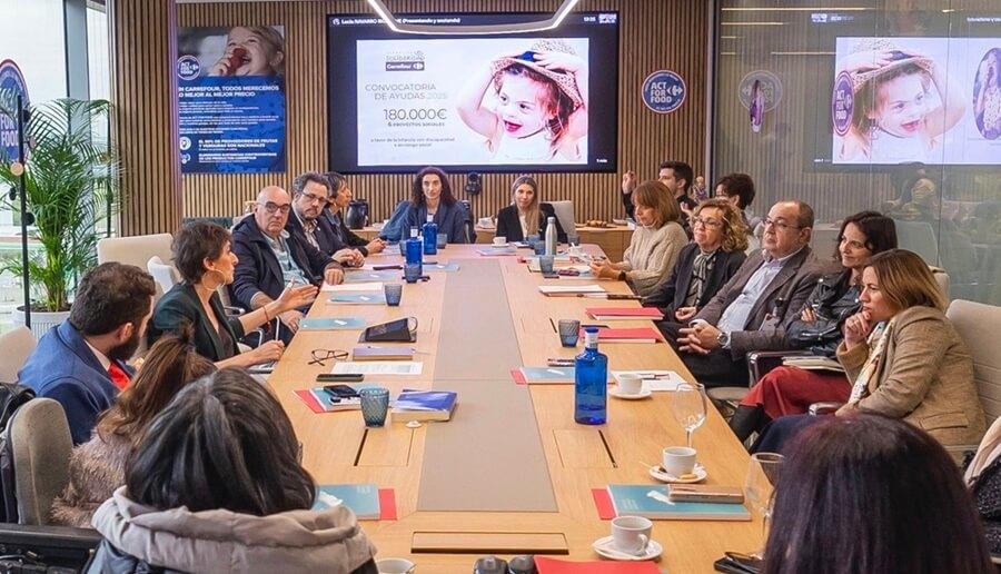 El programa de ayudas de la Fundación Solidaridad Carrefour está dotado con 180.000 euros anuales. El programa de ayudas de la Fundación Solidaridad Carrefour está dotado con 180.000 euros anuales.