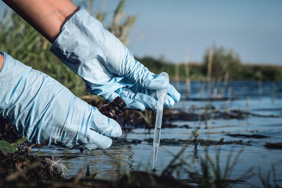 Según datos del Ministerio de Sanidad, el agua contaminada afecta a más de 200.000 habitantes.