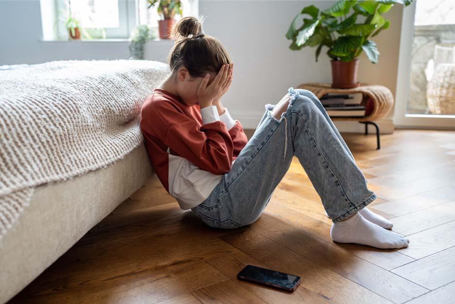 El estudio subraya que uno de cada 10 jóvenes de entre 12 y 17 años ha sufrido ciberacoso.