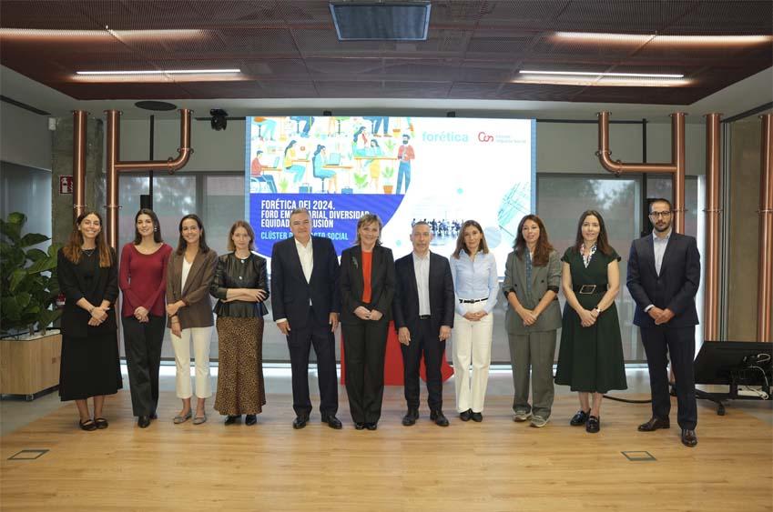 La diversidad y la equidad se han convertido en factores clave para la innovación y el crecimiento sostenible de las empresas. La diversidad y la equidad se han convertido en factores clave para la innovación y el crecimiento sostenible de las empresas.