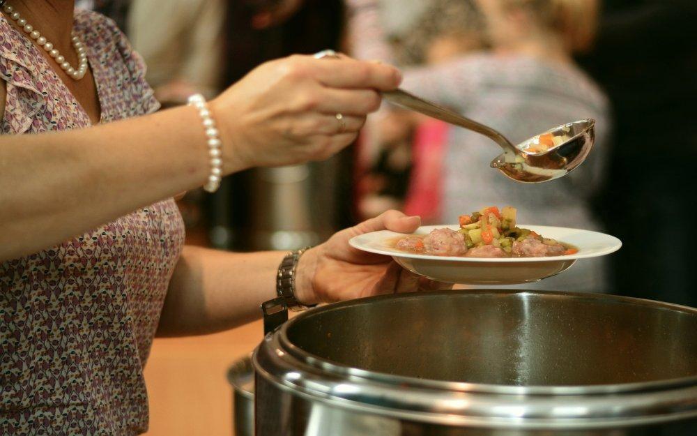 Las becas y ayudas al comedor solo alcanzan al 11,2% del alumnado en educación infantil y obligatoria.