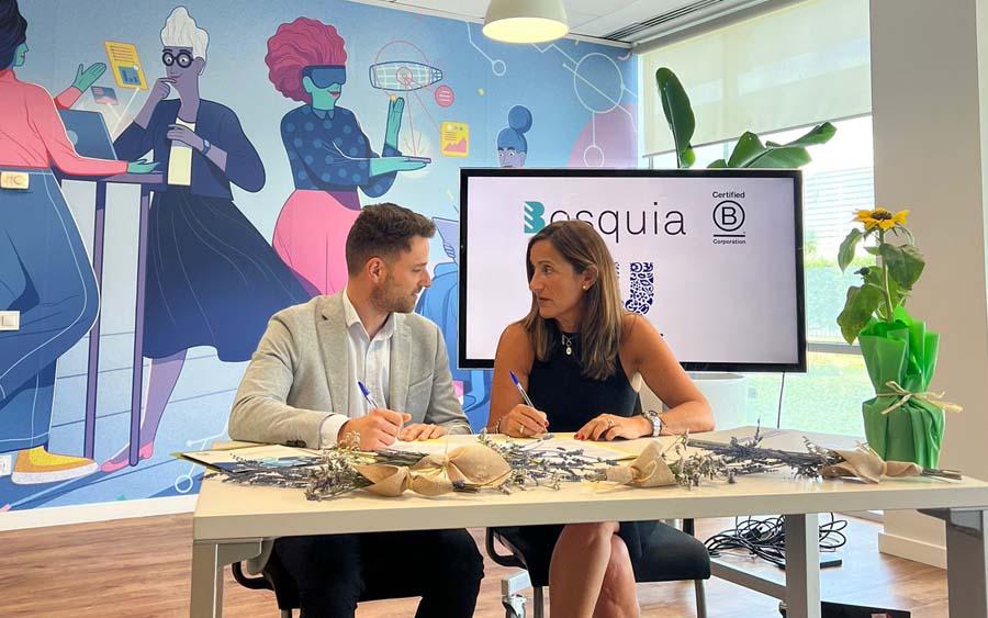 La iniciativa se centra en restaurar áreas degradadas mediante la plantación de árboles autóctonos. La iniciativa se centra en restaurar áreas degradadas mediante la plantación de árboles autóctonos.